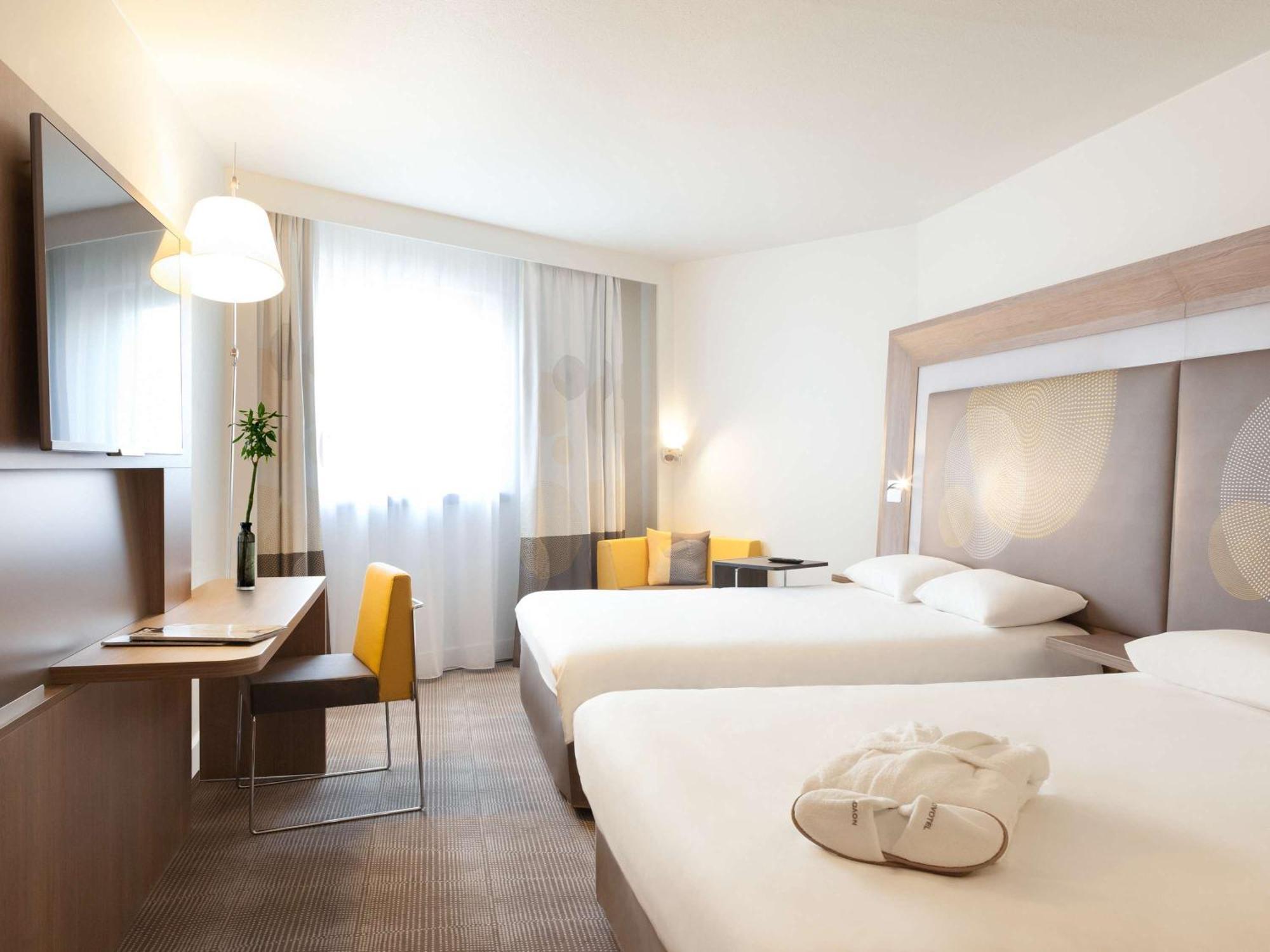 Novotel Paris Les Halles Esterno foto